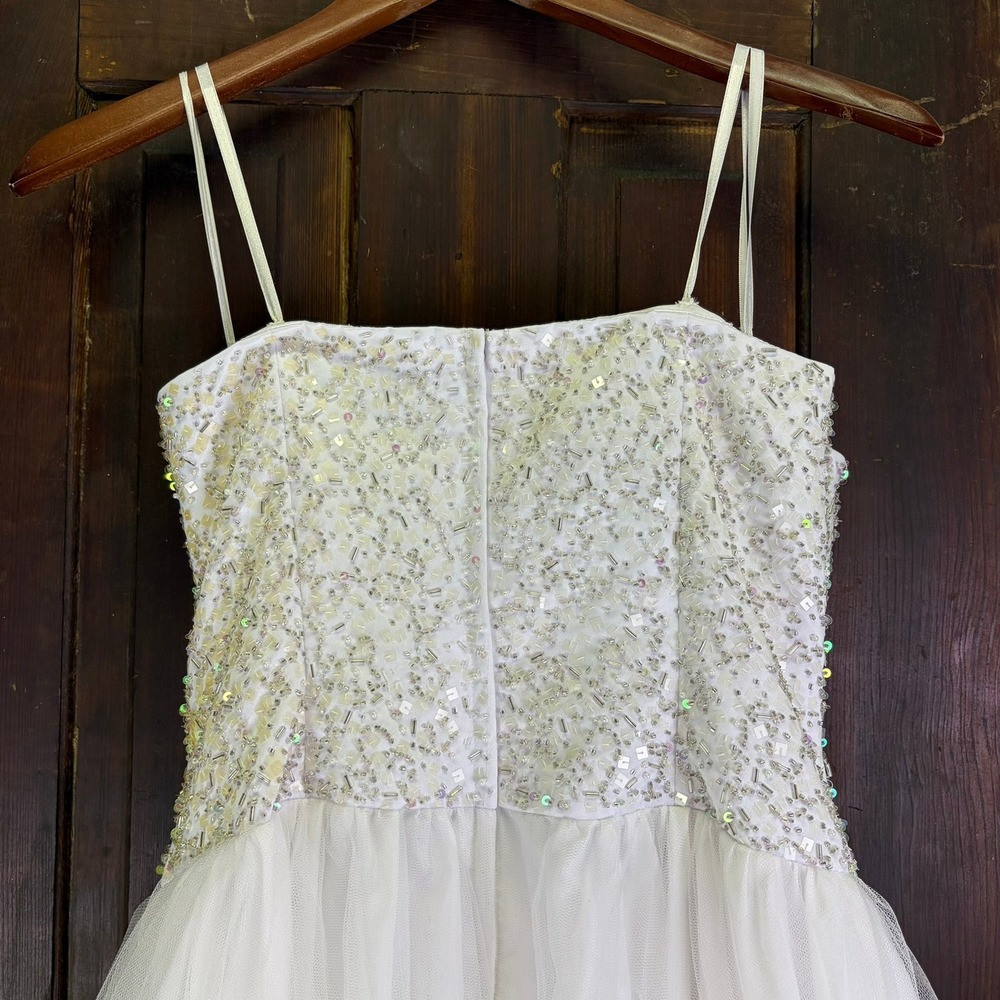 White Beaded Tulle Ball Gown Wedding Dress Basque Waist Strapless Size 12 Flaws - Picture 4 of 16